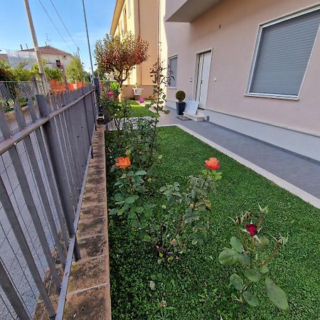 Casa Vivaldi Affittacamere โฟลีโญ ภายนอก รูปภาพ